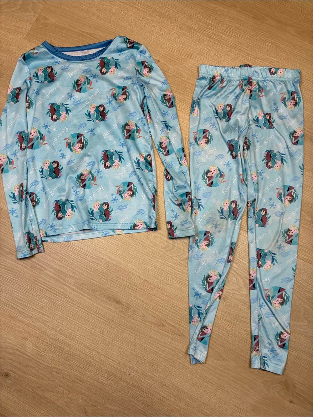 Cuddl Duds Long Underwear Disney Frozen Pajama Set Long Sleeve Top & Pants